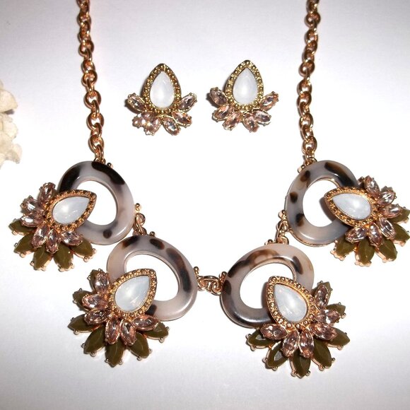 Rhinestone Earrings and Necklace Set Matching Retro Vibe Jewelry Lot Woman D105 - Picture 1 of 5